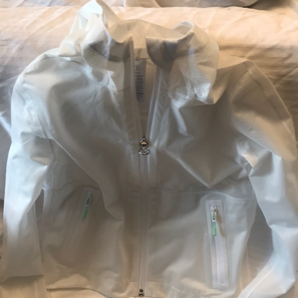 Ivivva white lightweight windbreaker